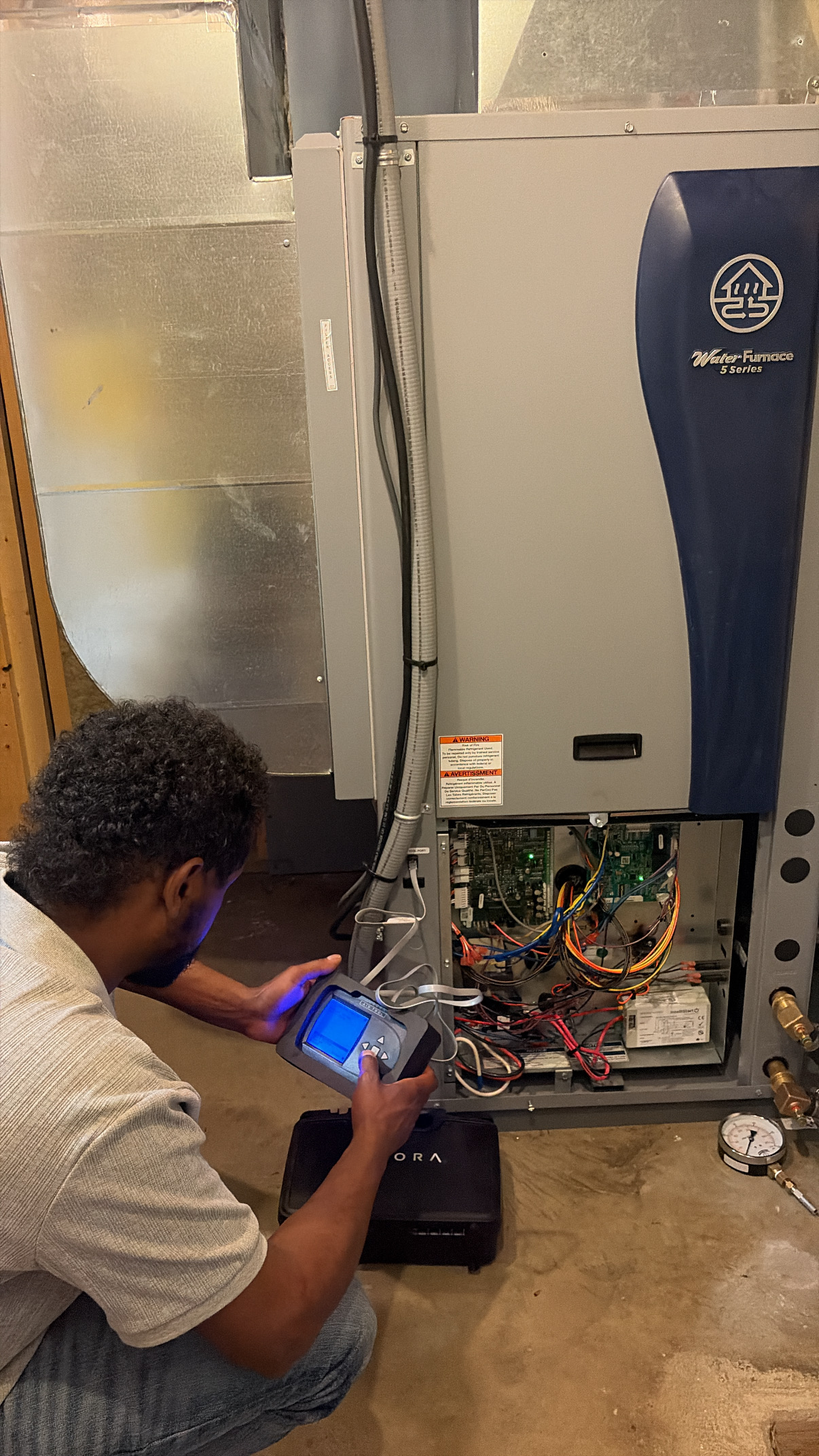 WaterFurnace geothermal heat pump commissioning and service